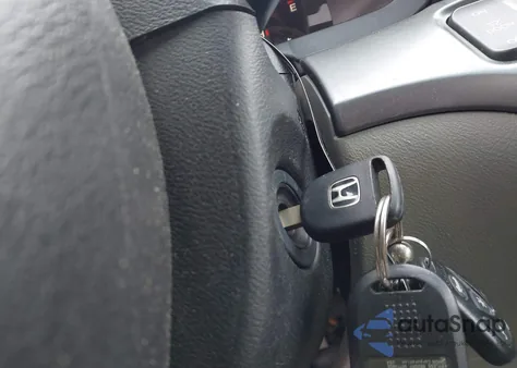 2005 Honda Odyssey Touring z USA, uszkodzony, nr VIN 5FNRL38835B115341